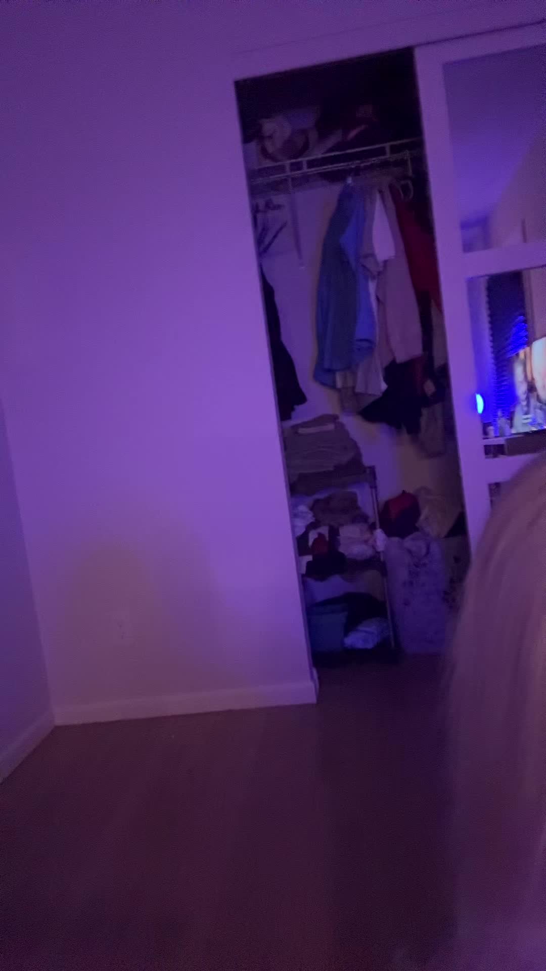 @lillayaletoffbutton