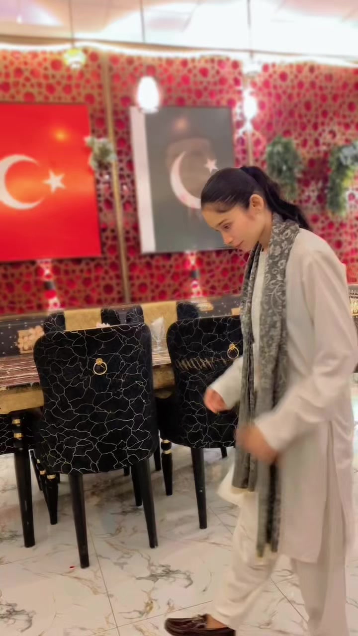 @saweratalpur_