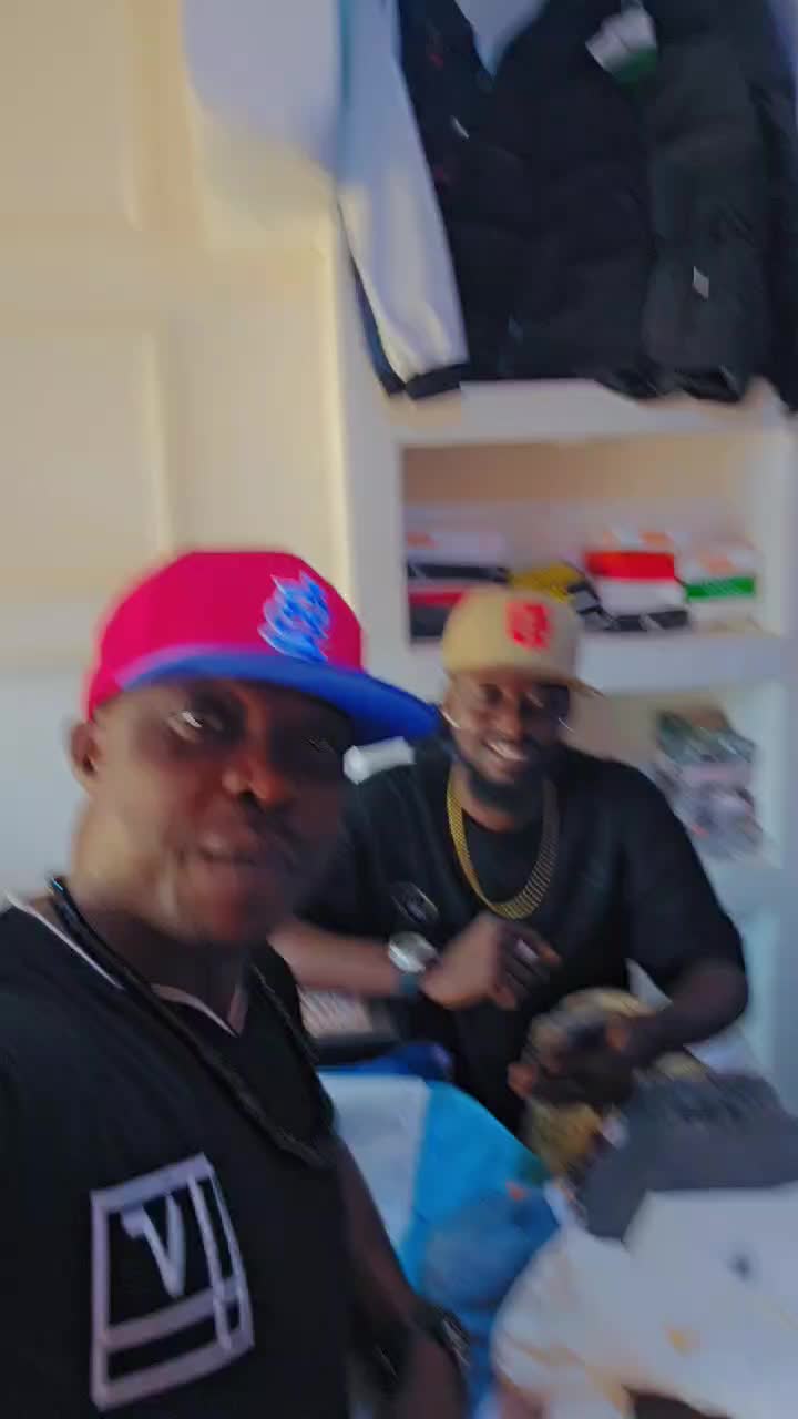 @DEALER 2 SWAGG