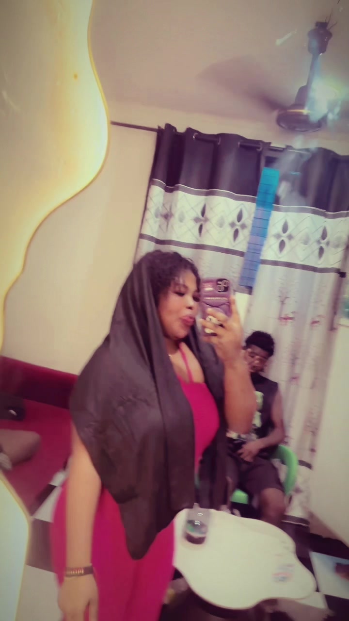 @🌸ℰ𝓋𝒶𝓁ℴ𝓋𝒾𝒶 💕🥀