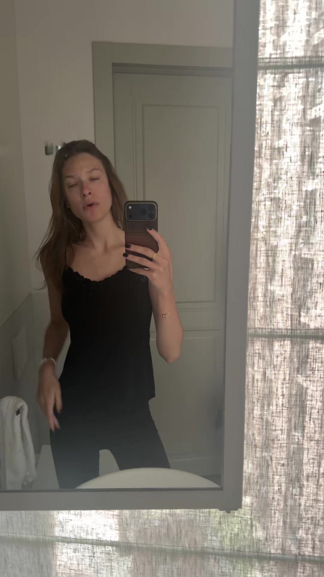 @iulianiaaaaa