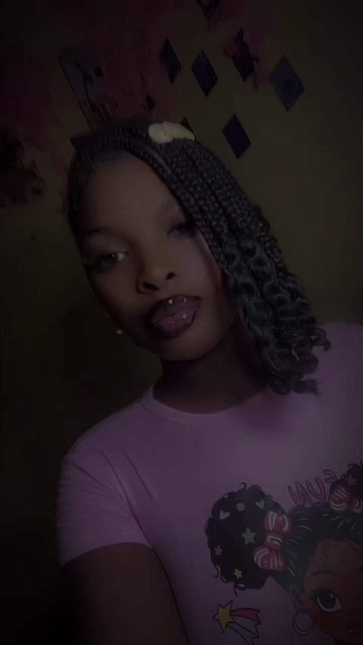@Bhig Lisa backup😌↔️