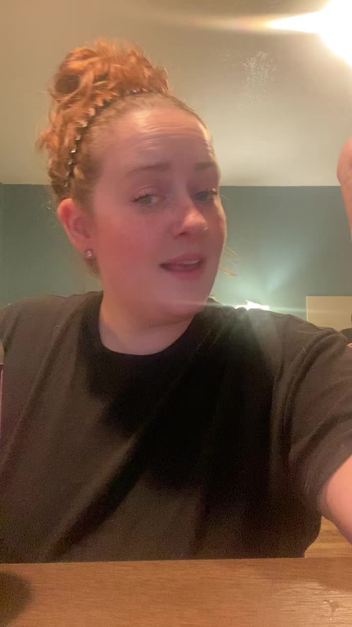 @Queen_Baddie🌈🌈😈😈