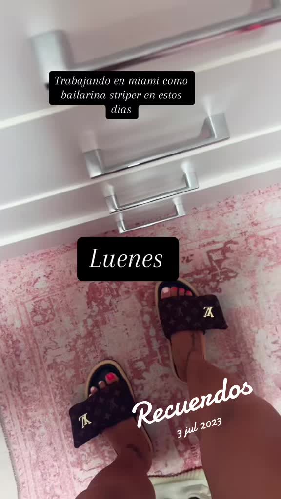 @Unica_mulatisima_versace