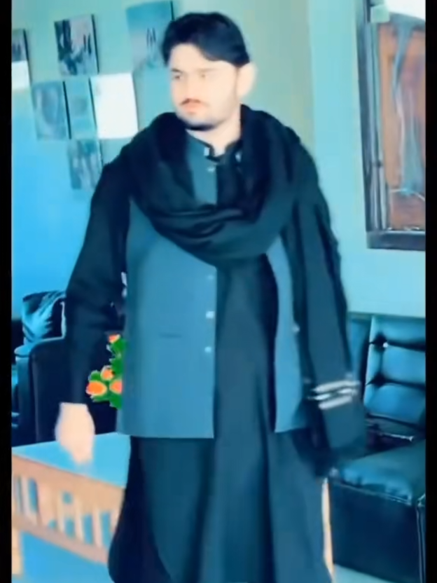 @🤕 ملگ آدم خان ⚰️