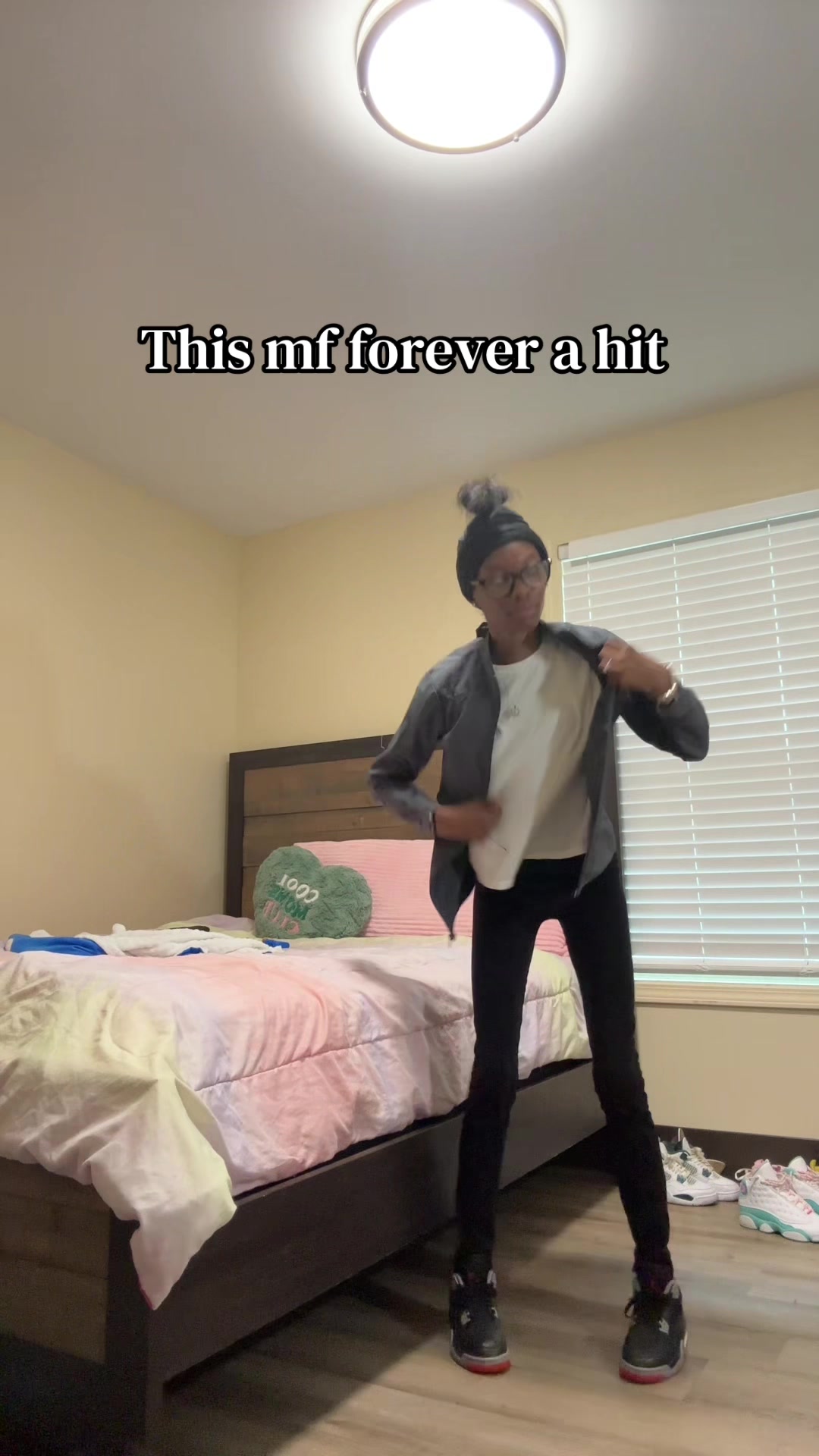 @therealmacariaa