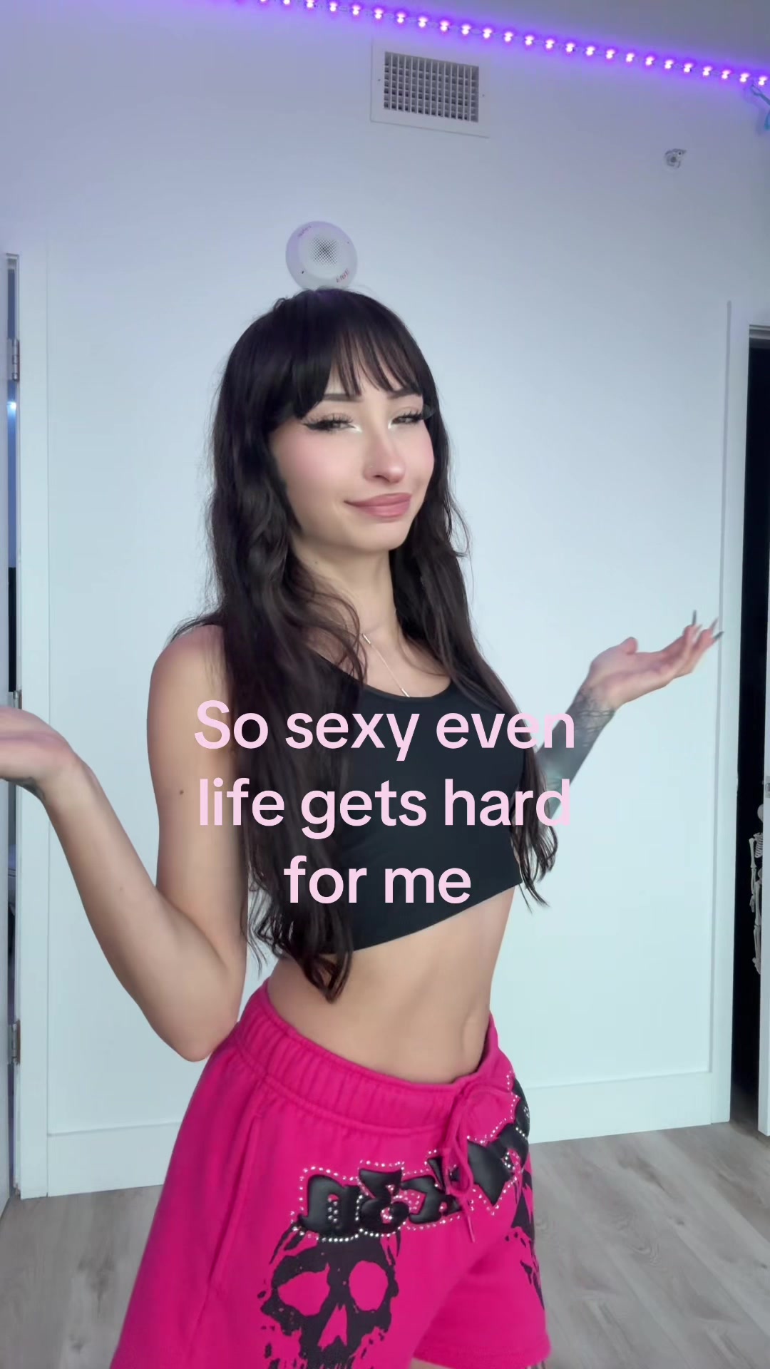 @Foxxi
