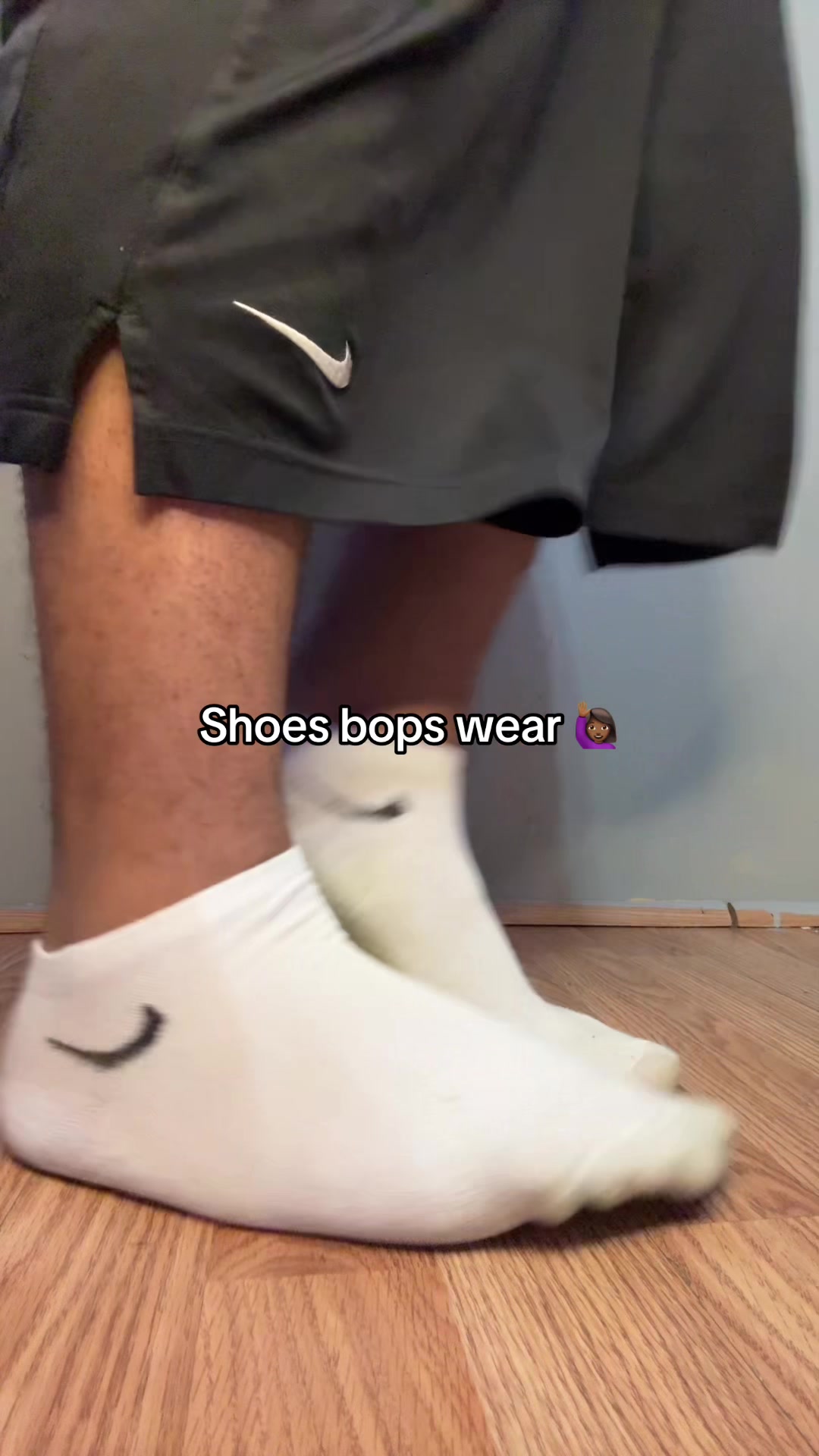 @SneakerLuverDude