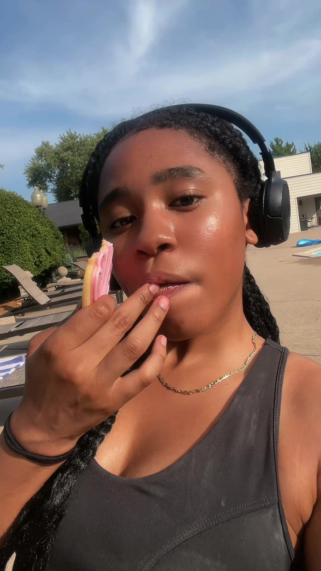 @EEVON
