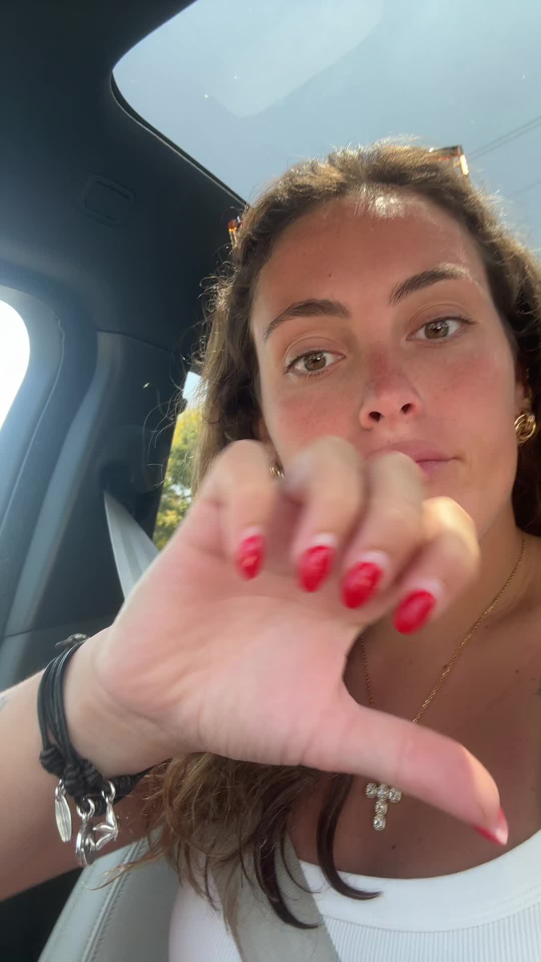 @ava.agresti