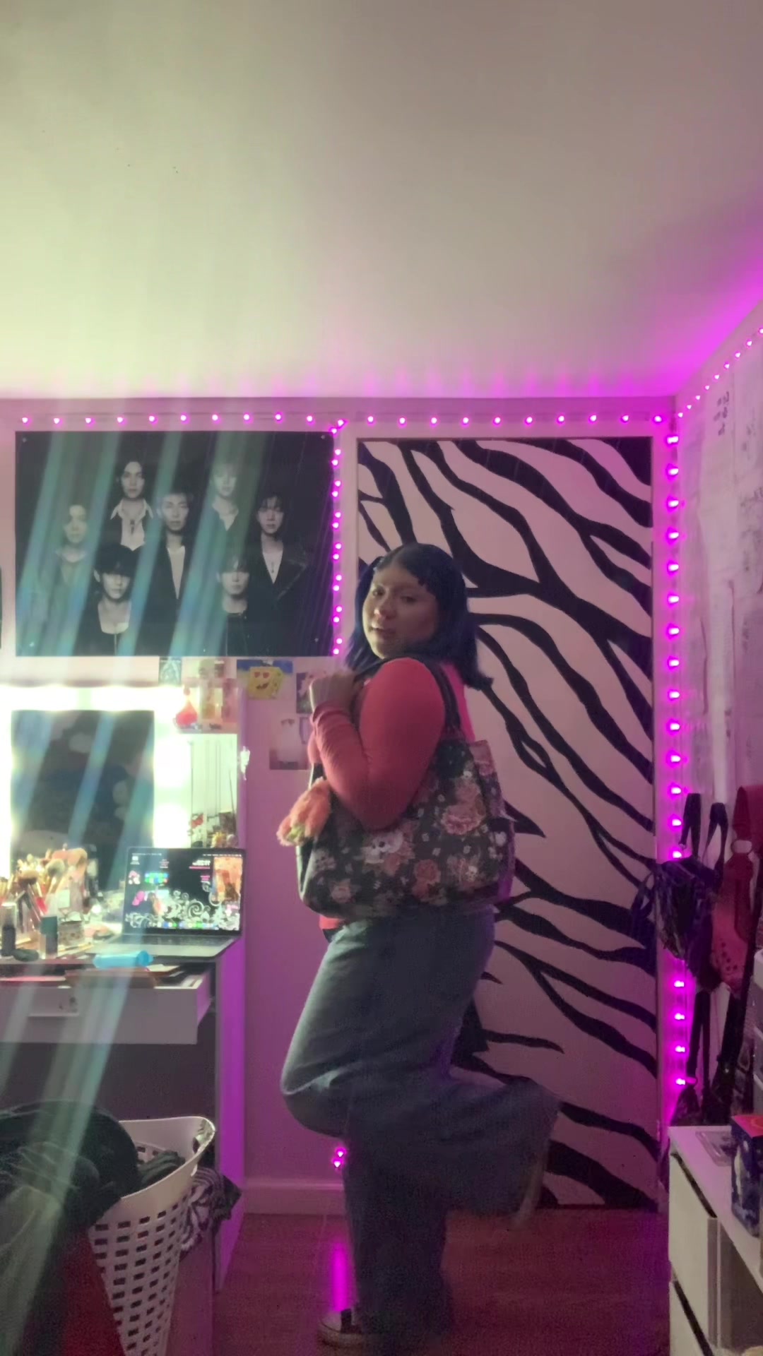 @banana⁷