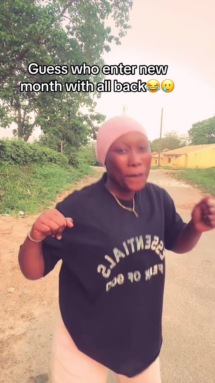 @Amoke 💚🫥💫🦴🔥