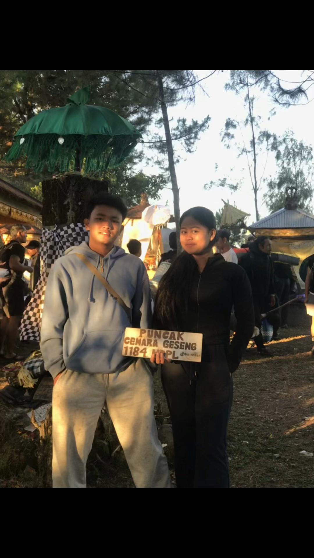 @Kesayangan wikoming