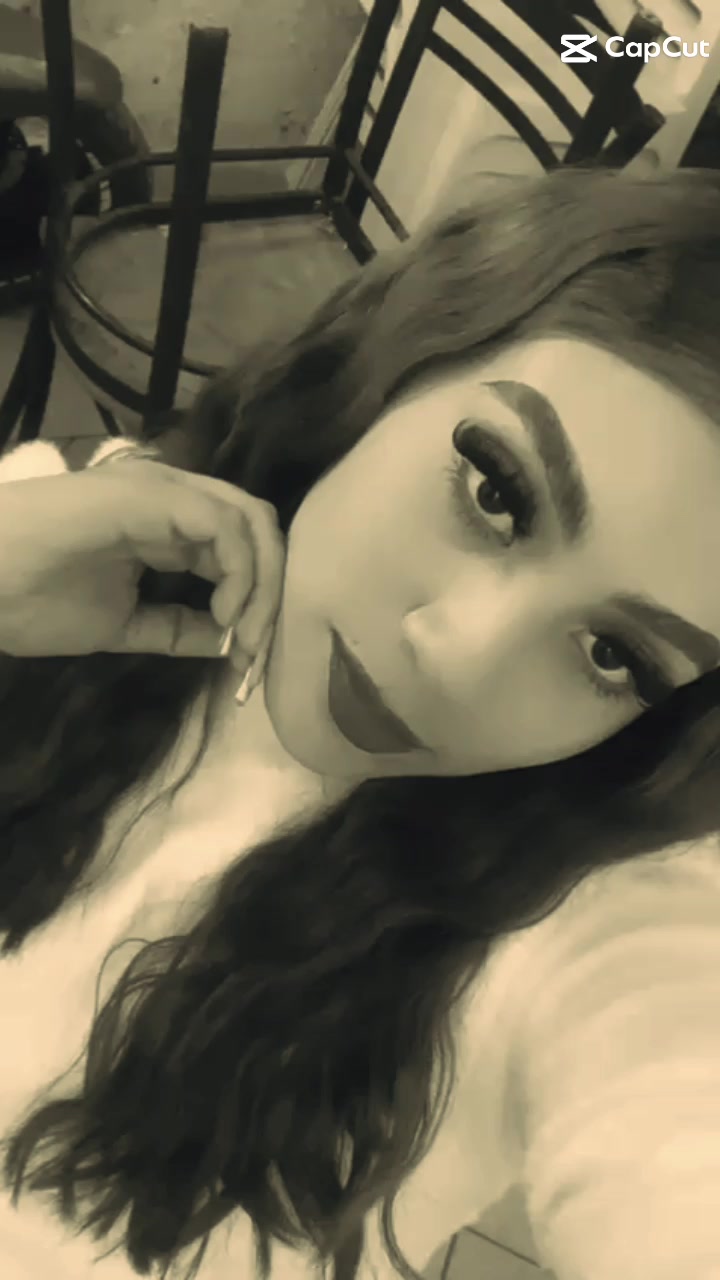 @karen Velazco ๐