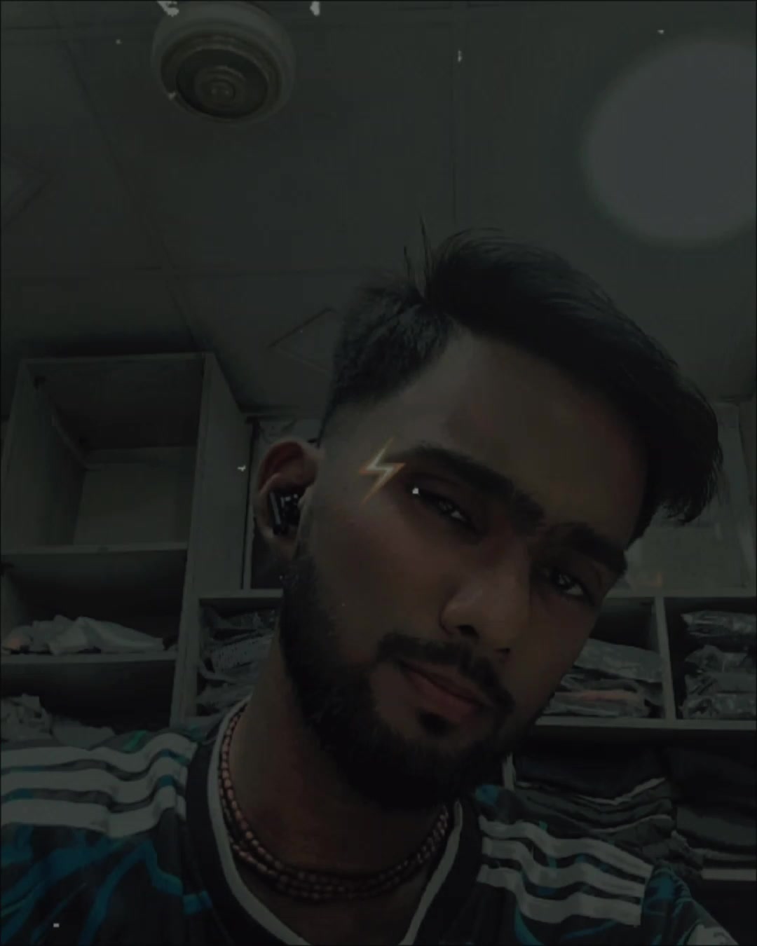 @🔥আকাশ🔥