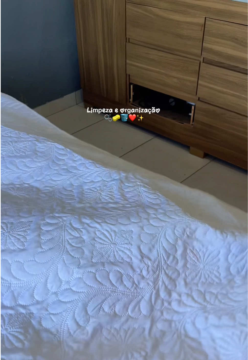 @Lohany Khistiny
