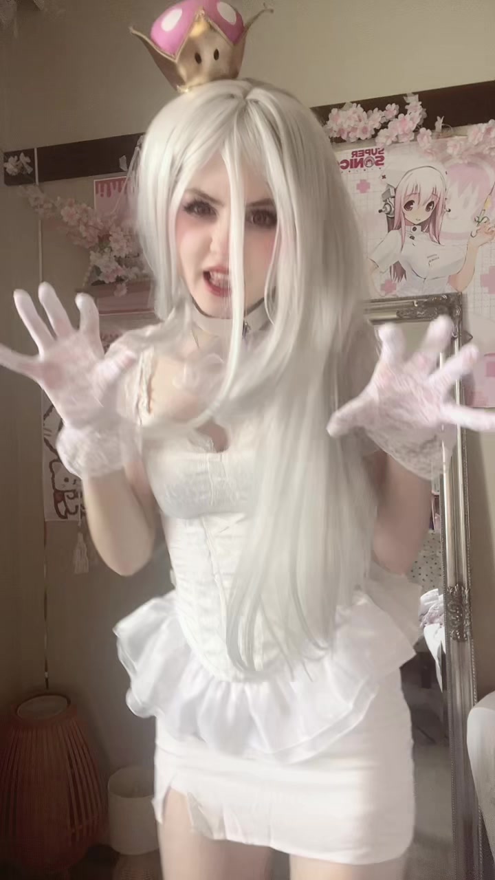 @Iris🌸 Twitch: Sakuraxiiiii