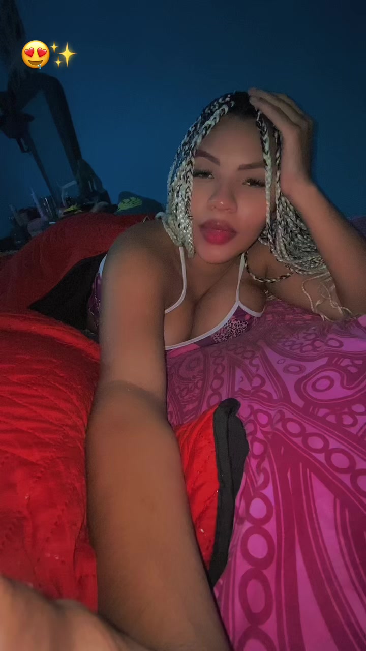 @Leyangomez_