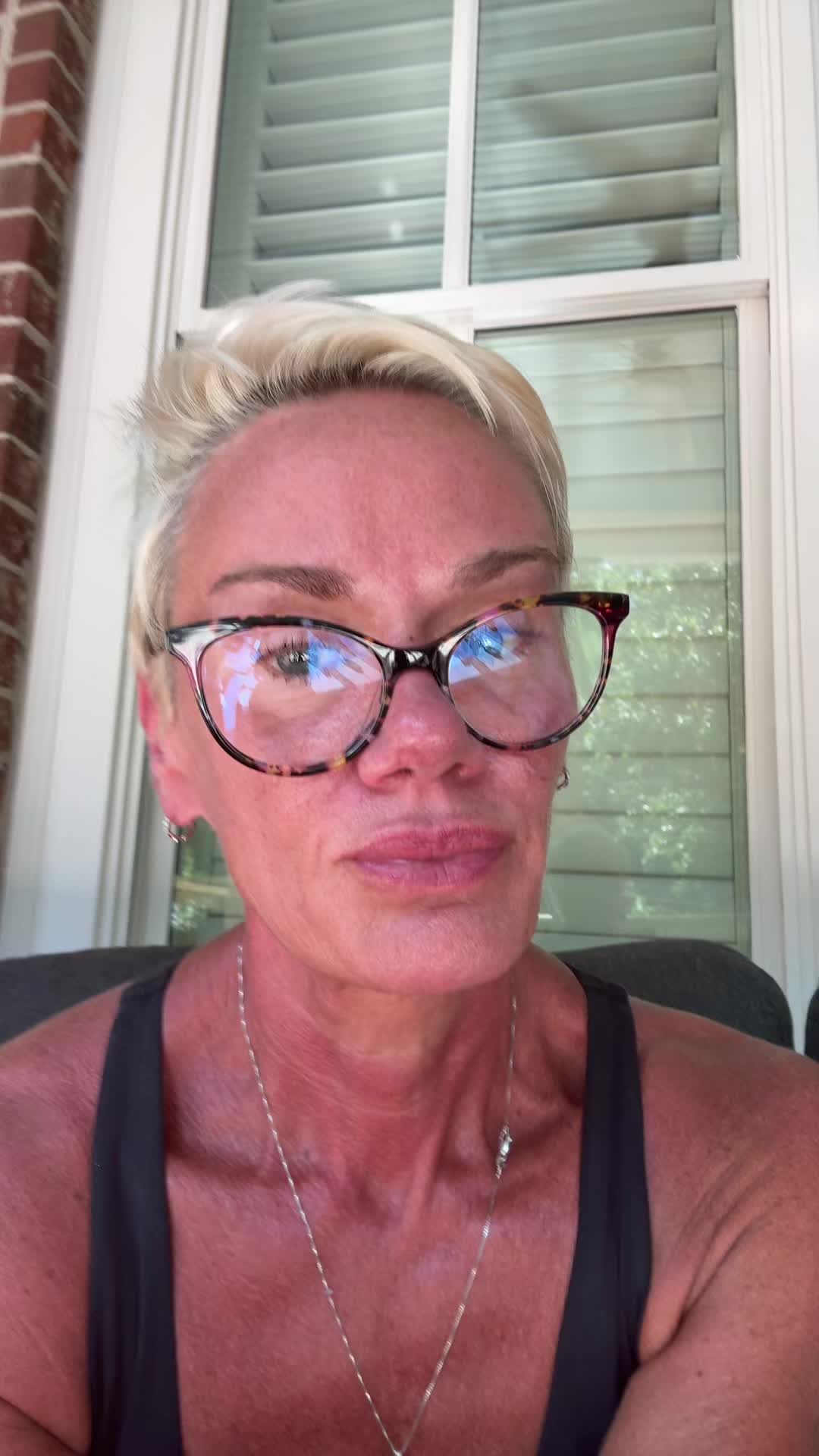 @mommang11