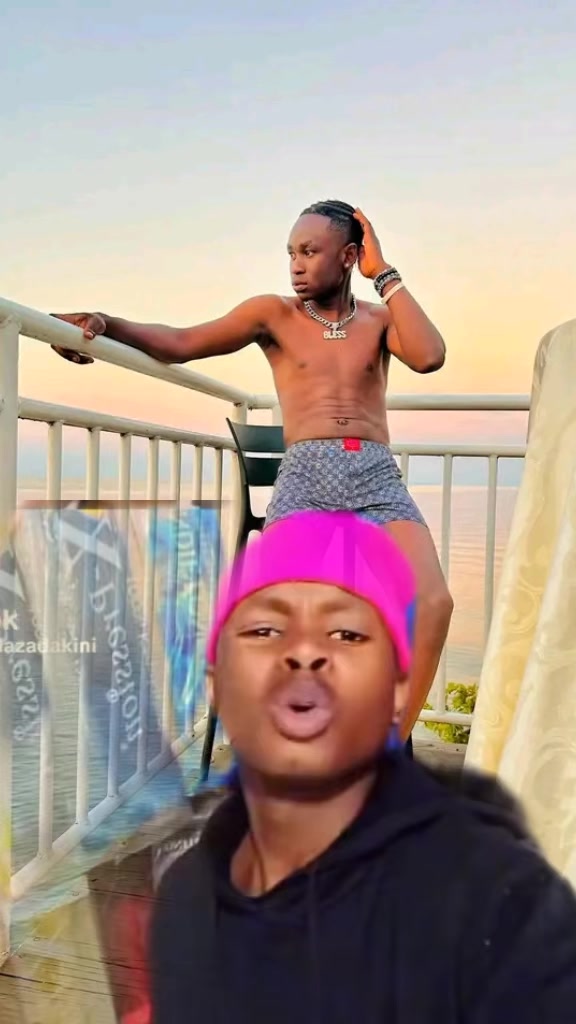 @AKOKOMEZI 😂🫴