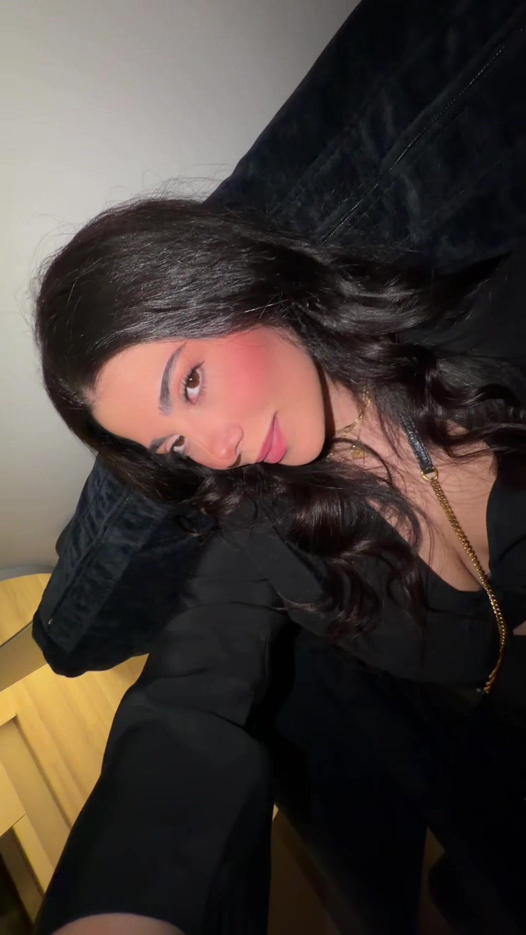 @Niusha
