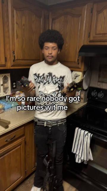 @⃟