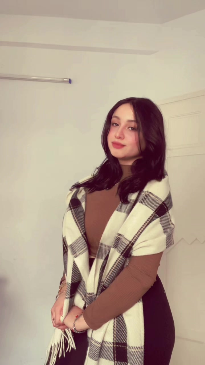 @farah_chaouikha_