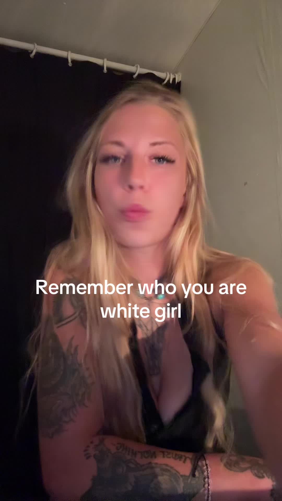 @awholeassmessbpd