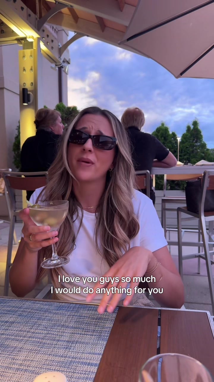 @Kat Ellis