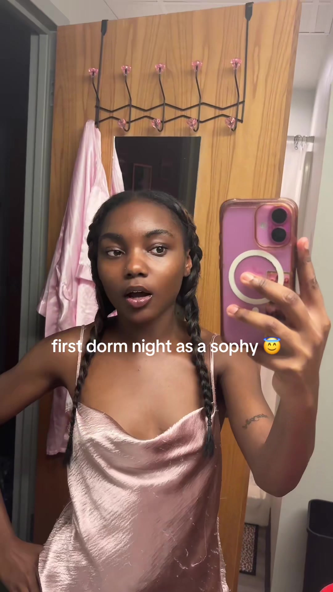 @amiraauraa