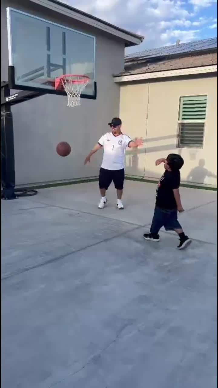 @David Salazar