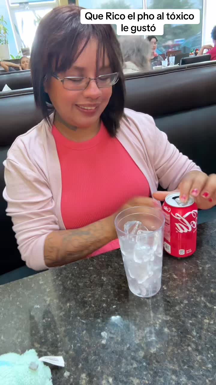 @lalalopez