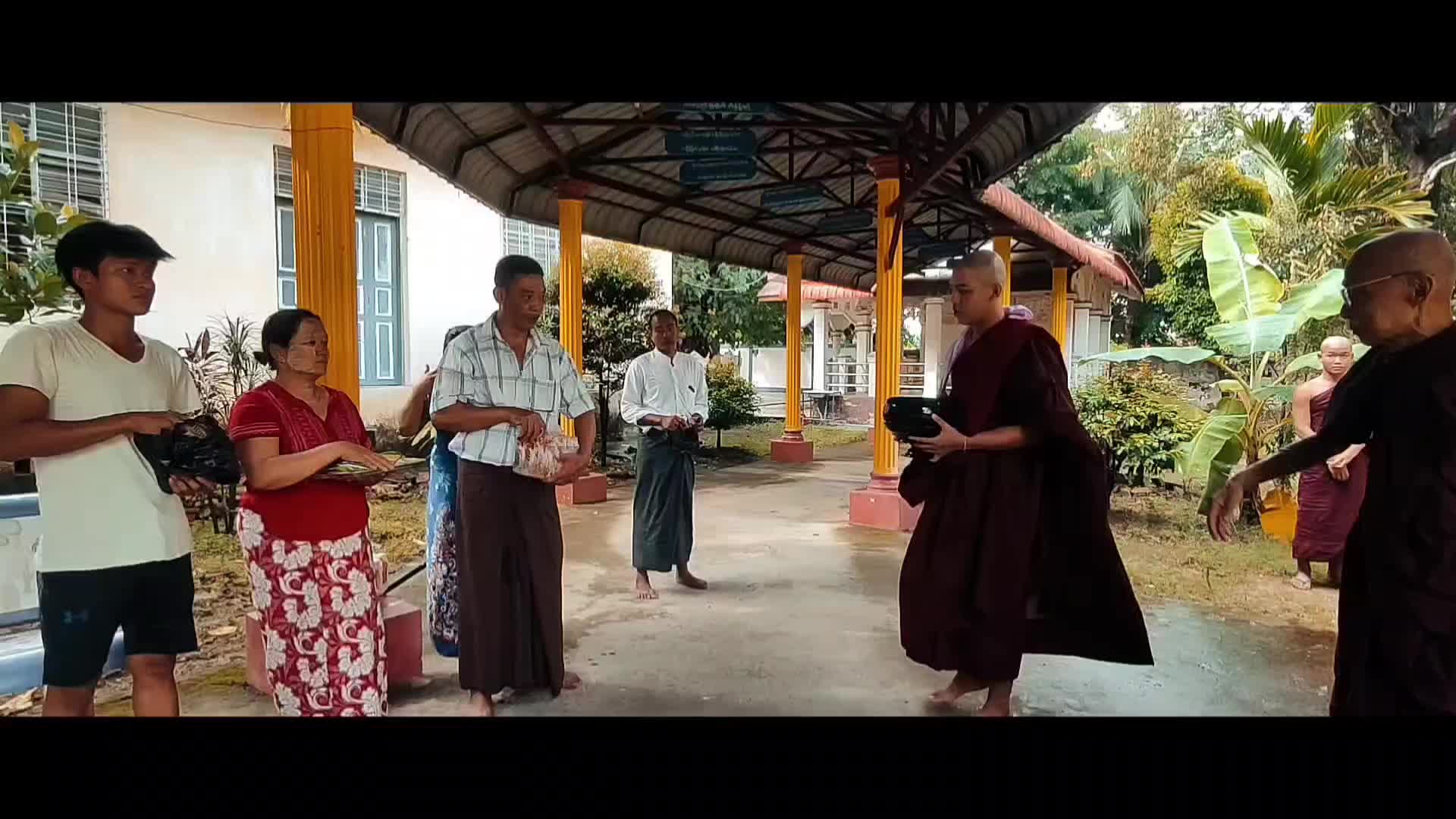@AungMoeSan