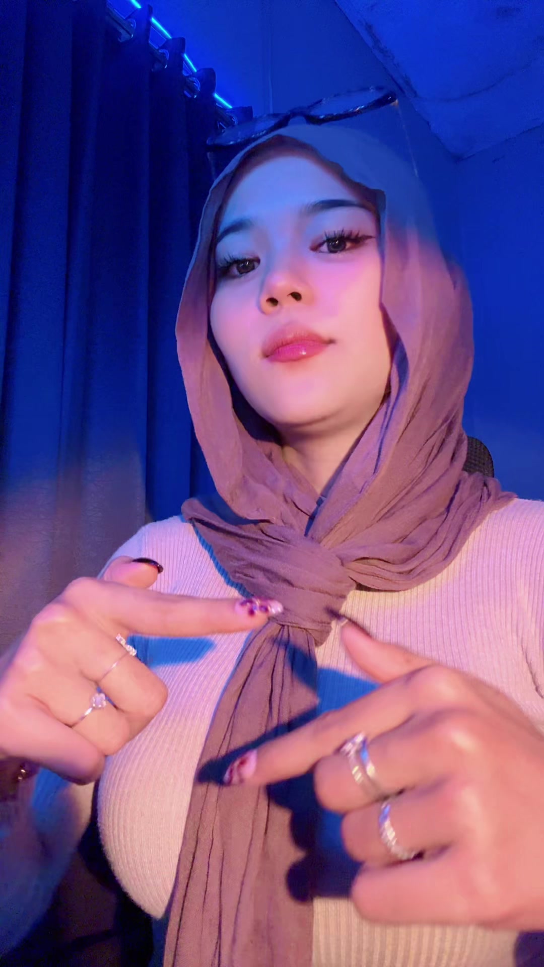 @Ayang