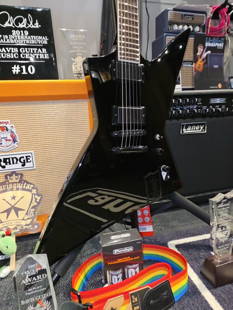 @davisguitar1989