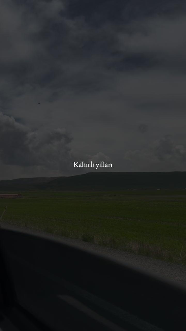 @𝐴𝑦𝑠̧𝑒 𝑁𝑢𝑟