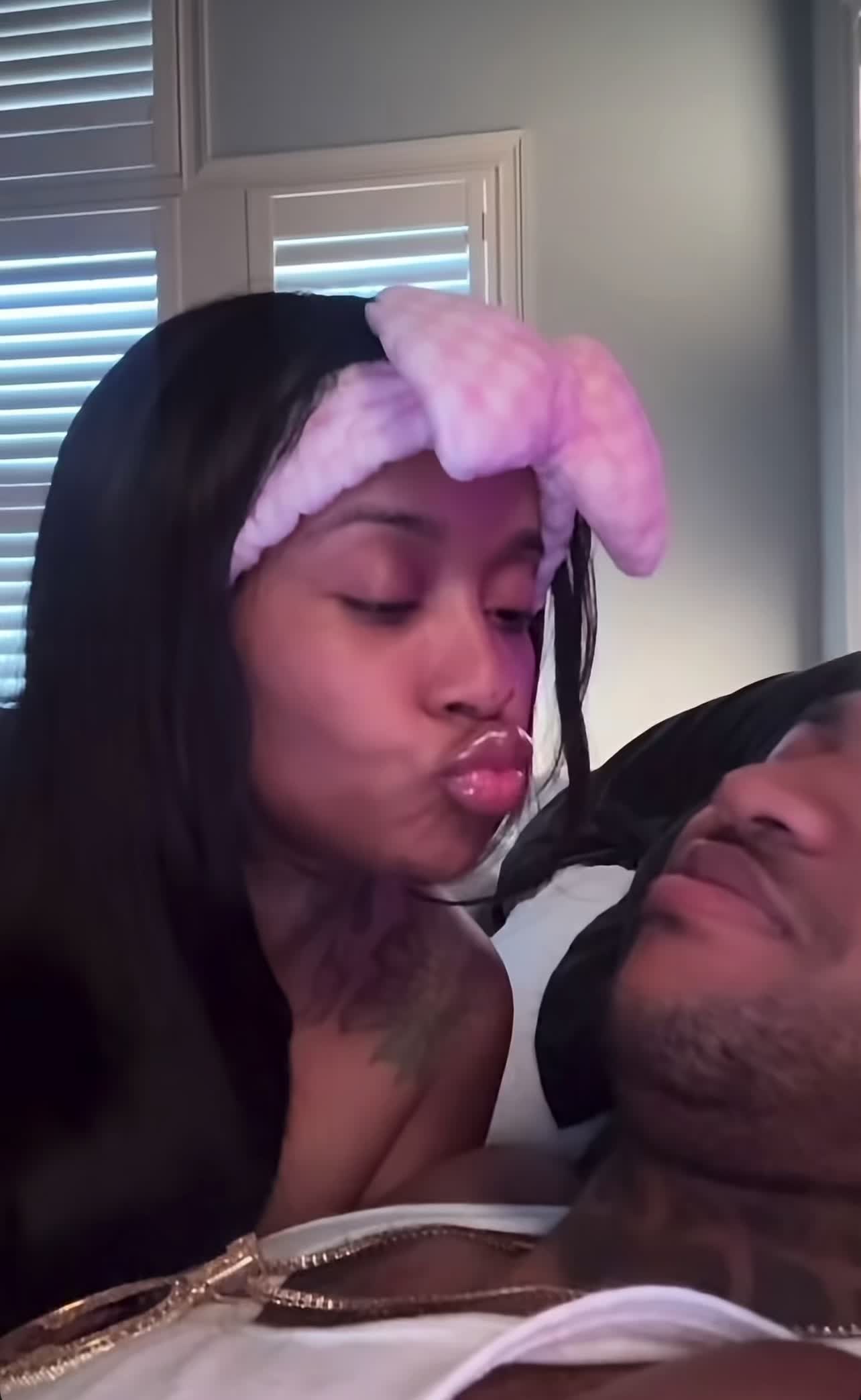 @Amina