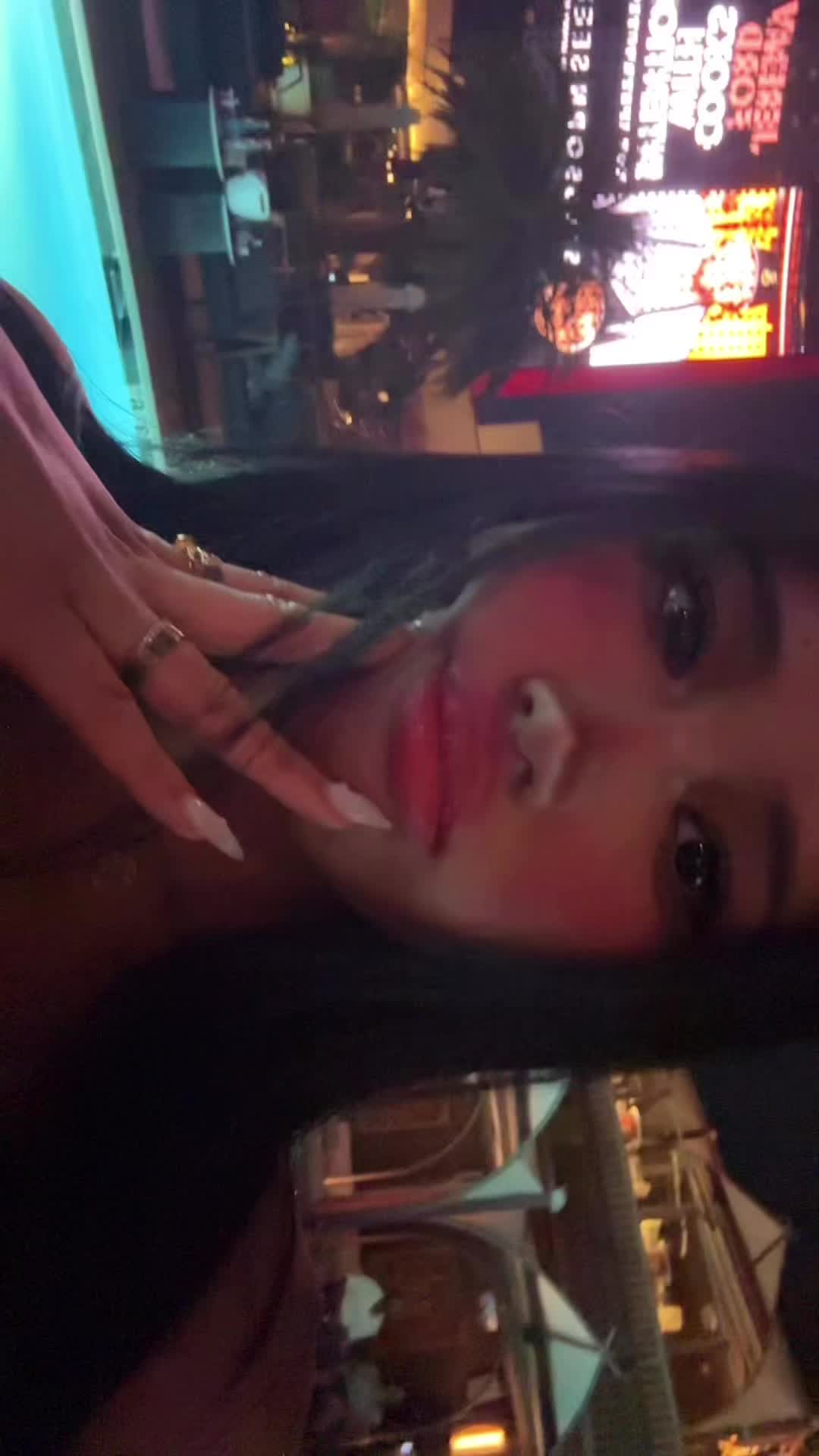 @julianna