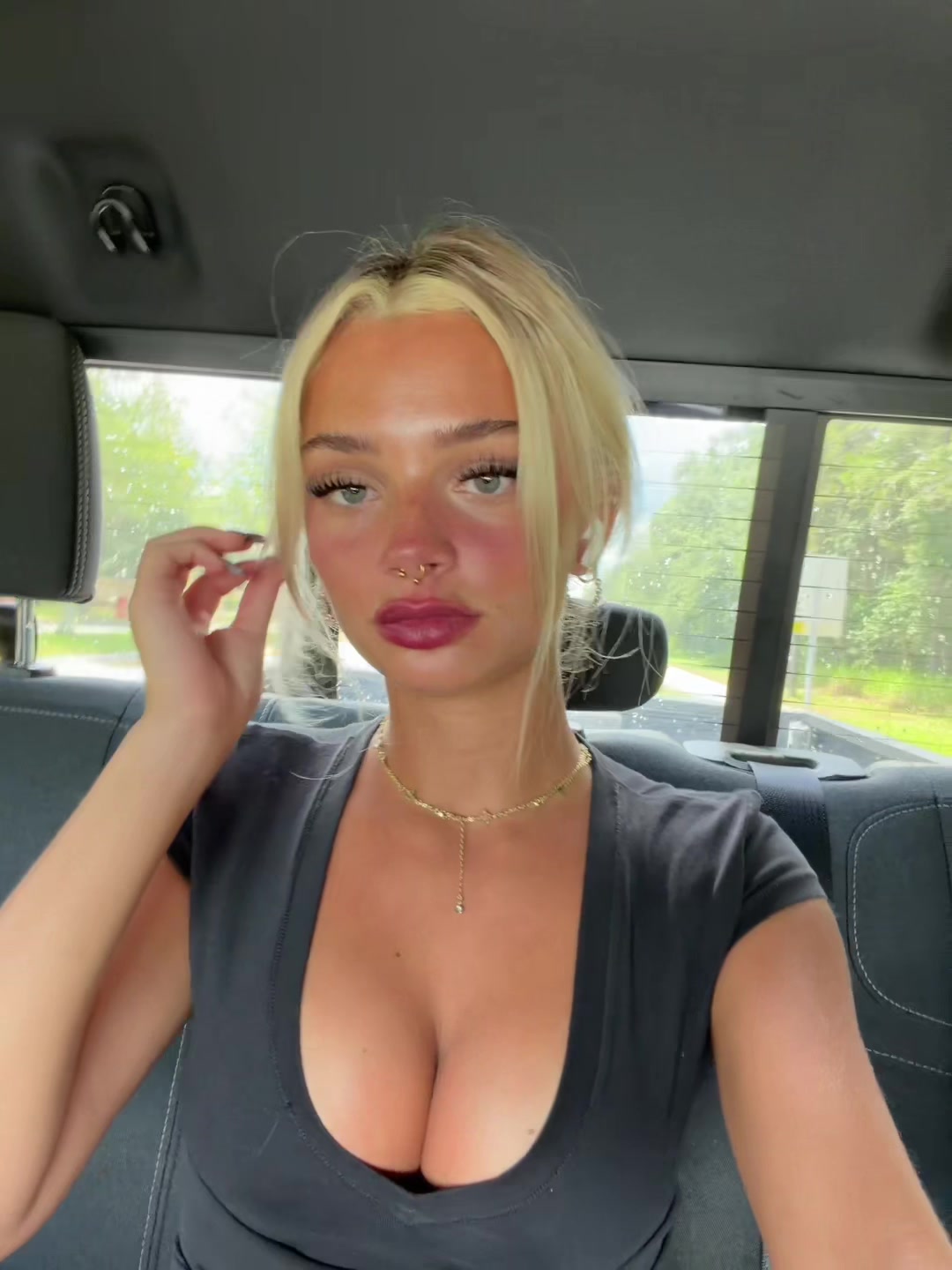 @julessss
