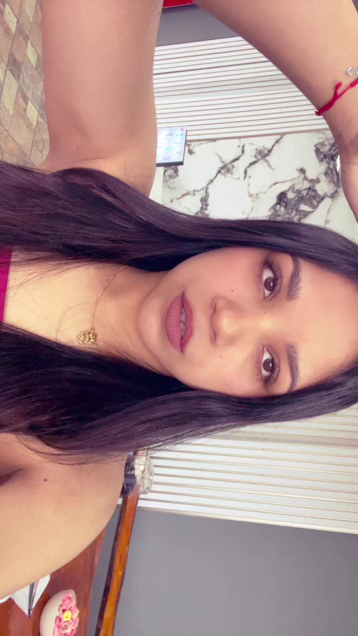 @abril