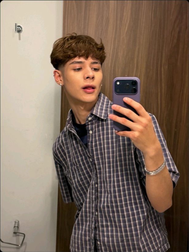 @𝐍𝐚𝐨𝐦𝐢 ♡𝐰𝐨𝐨🦠