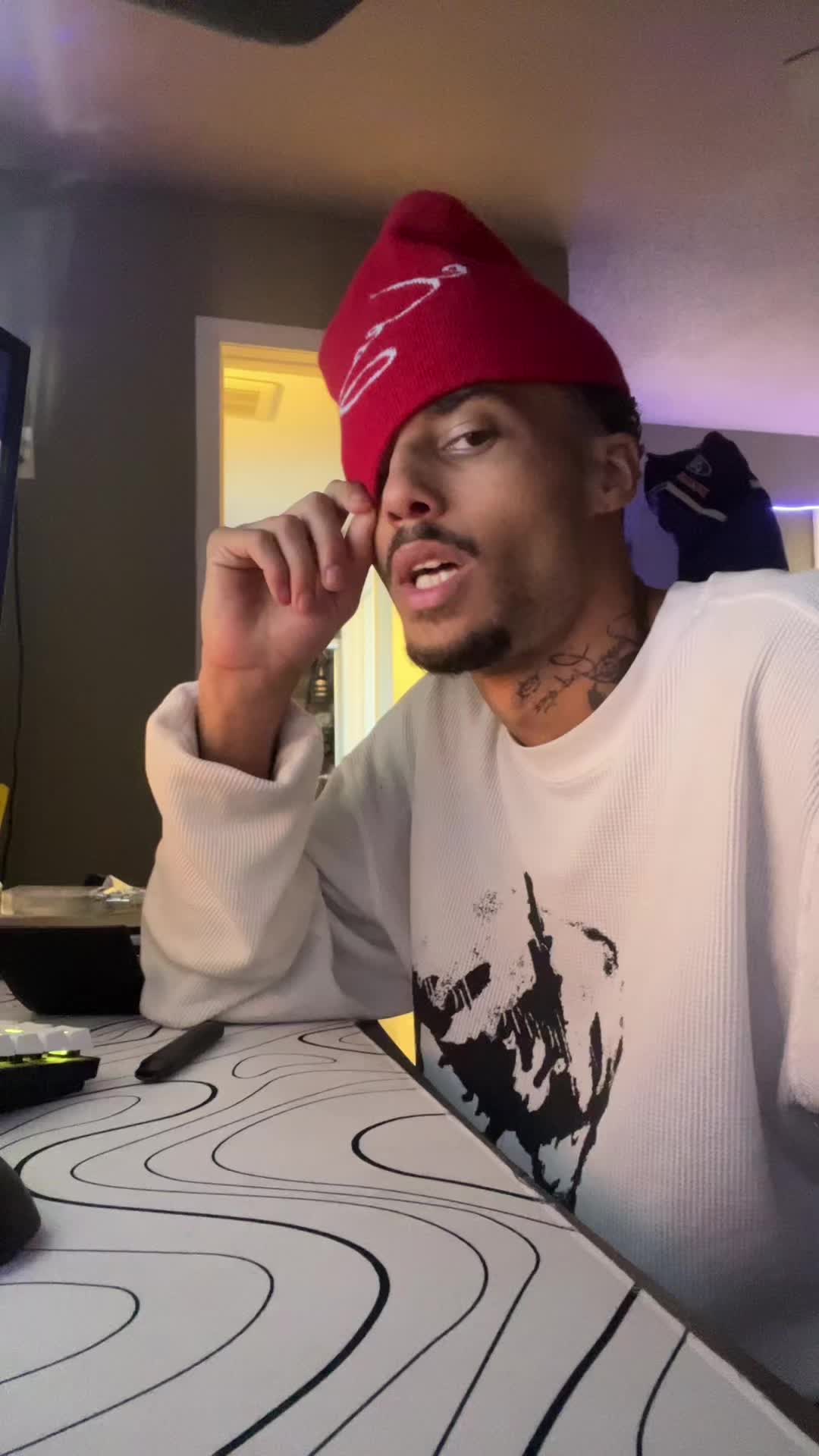 @R3SH0N
