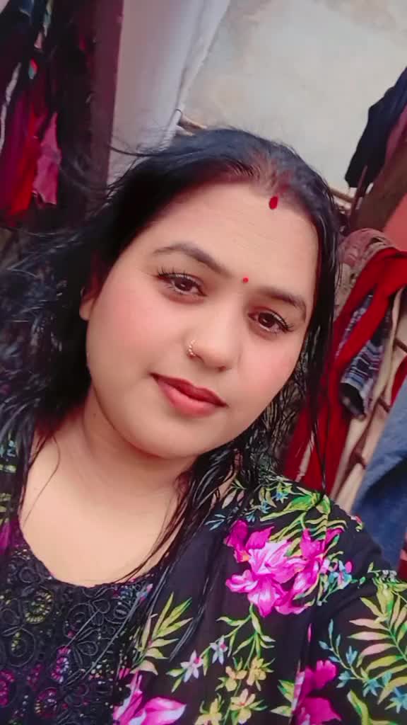 @Dubai girl@Chetna