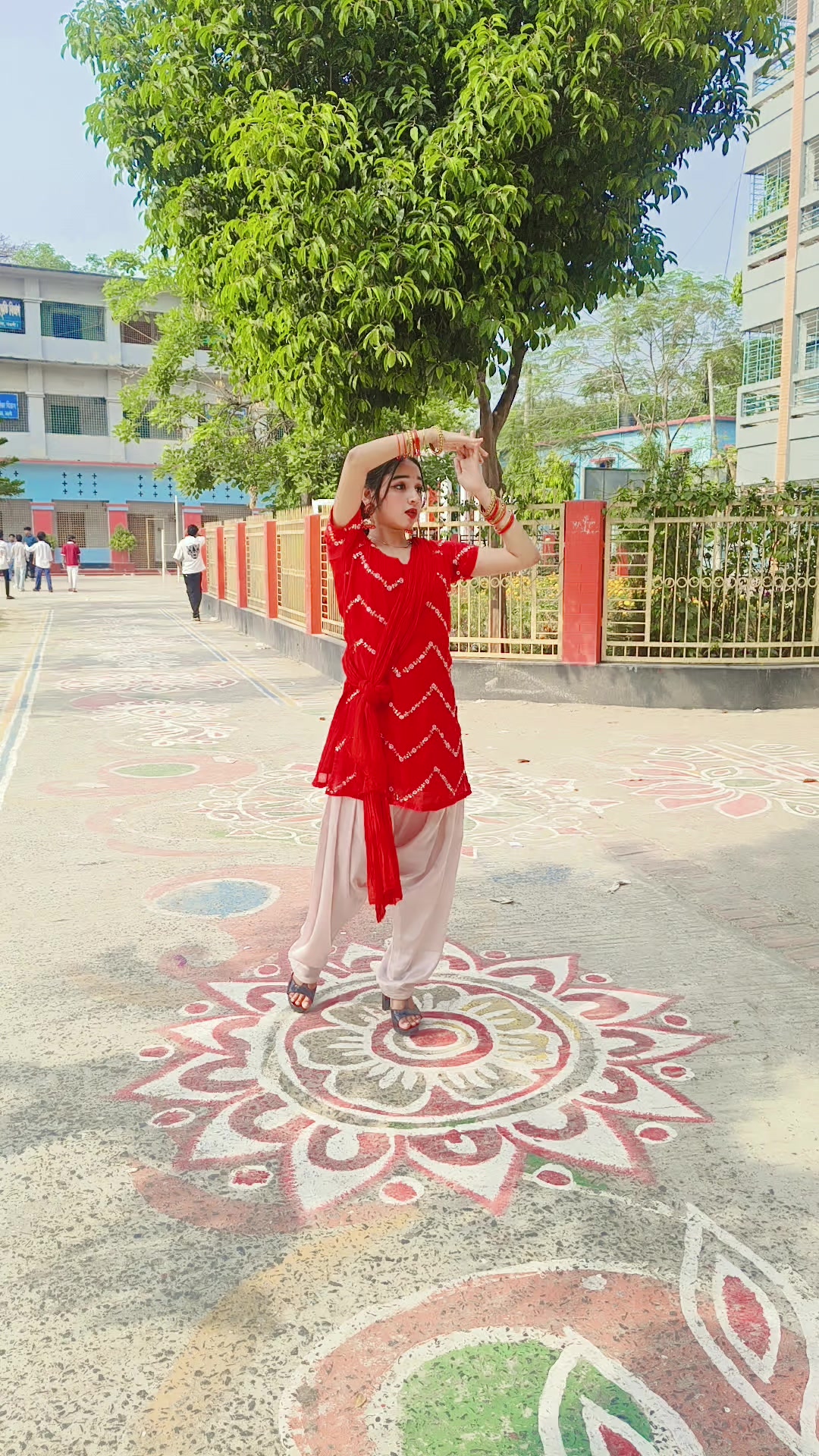 @viral🖤 Ramisha🖤..