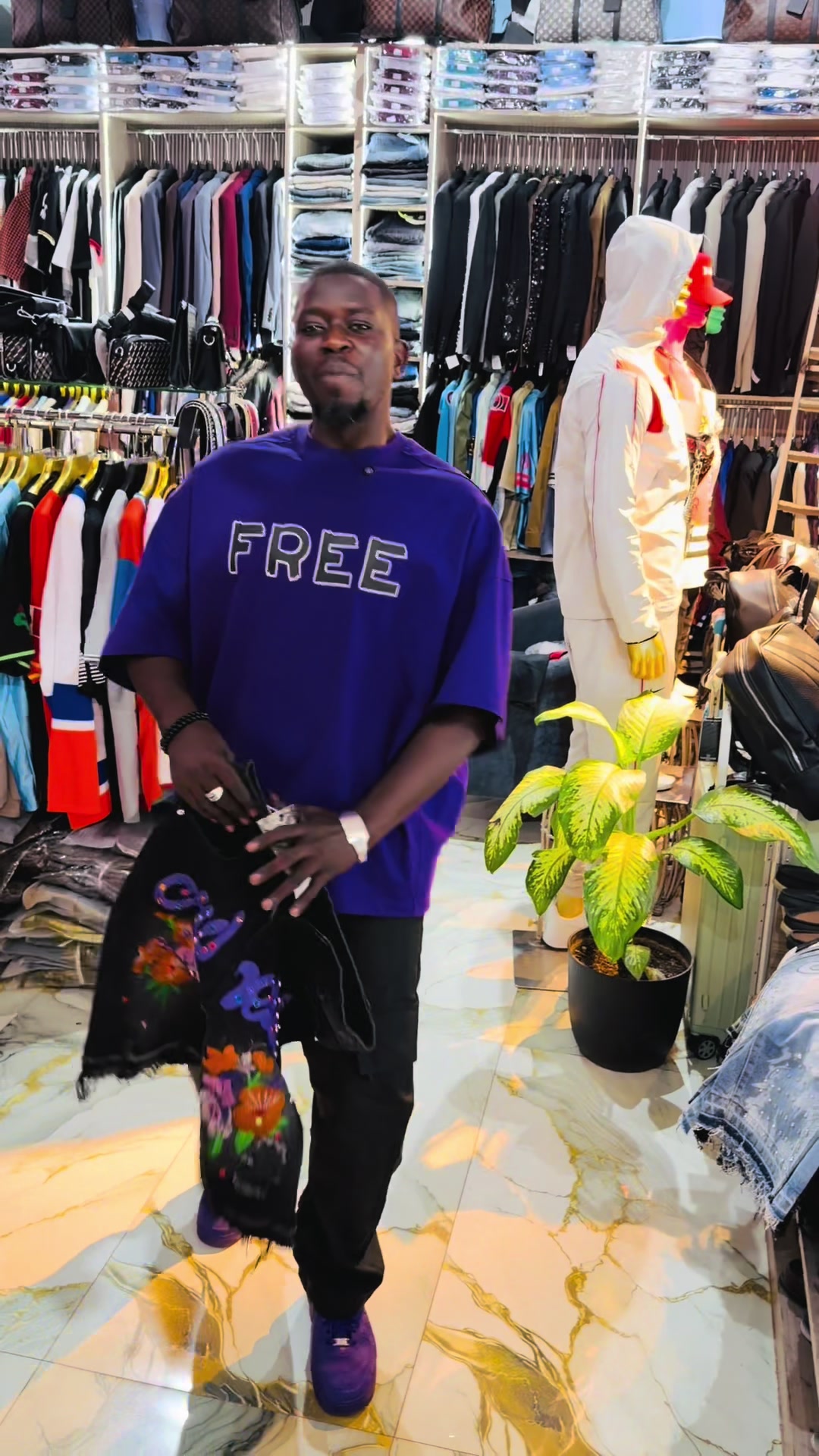 @Benz VIP Fashion Store🇬🇲🇺🇸