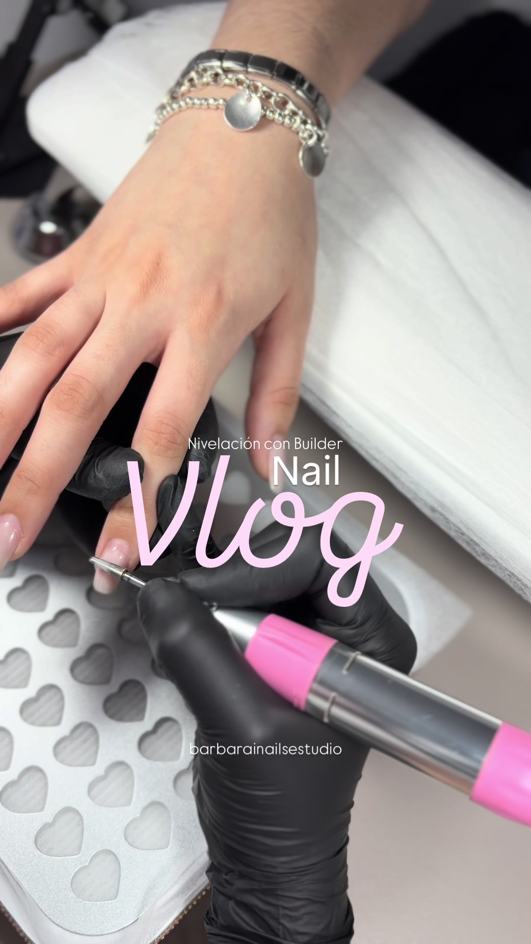 @B&aacute;rbarai Nails Estudio