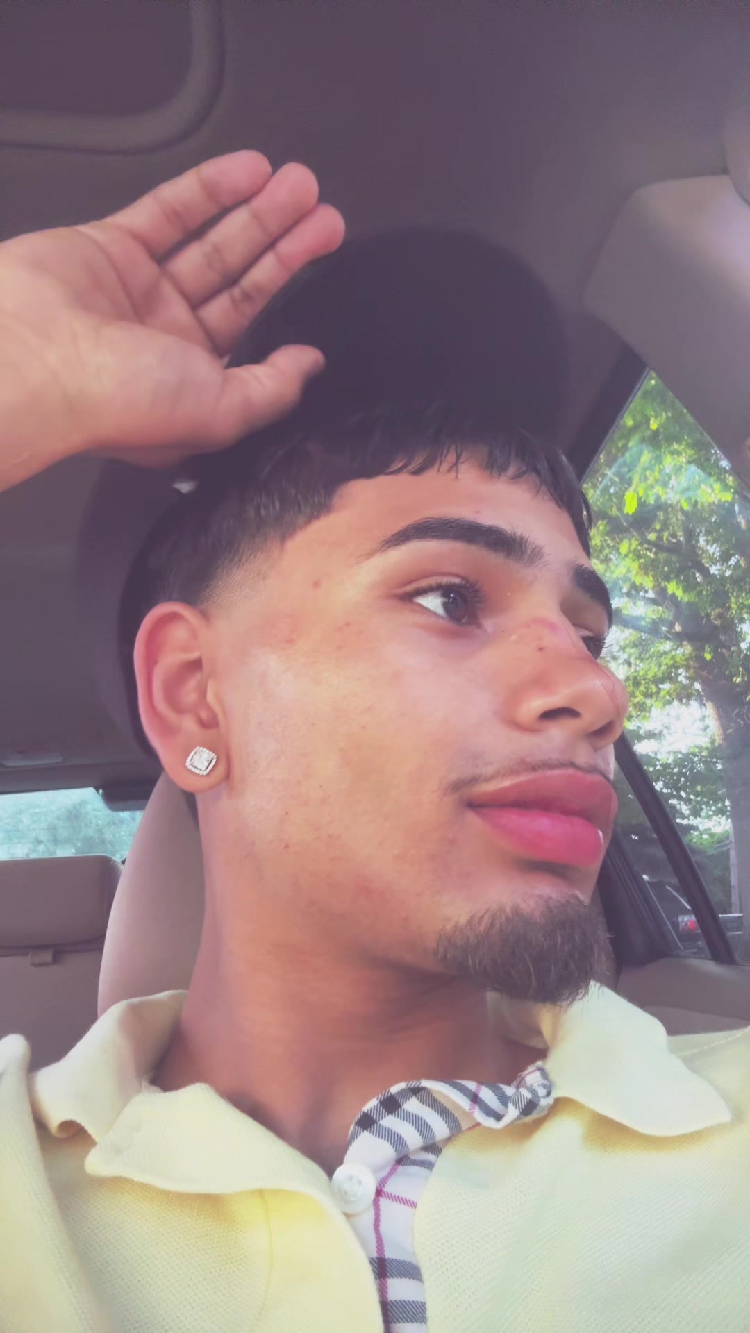 @👤