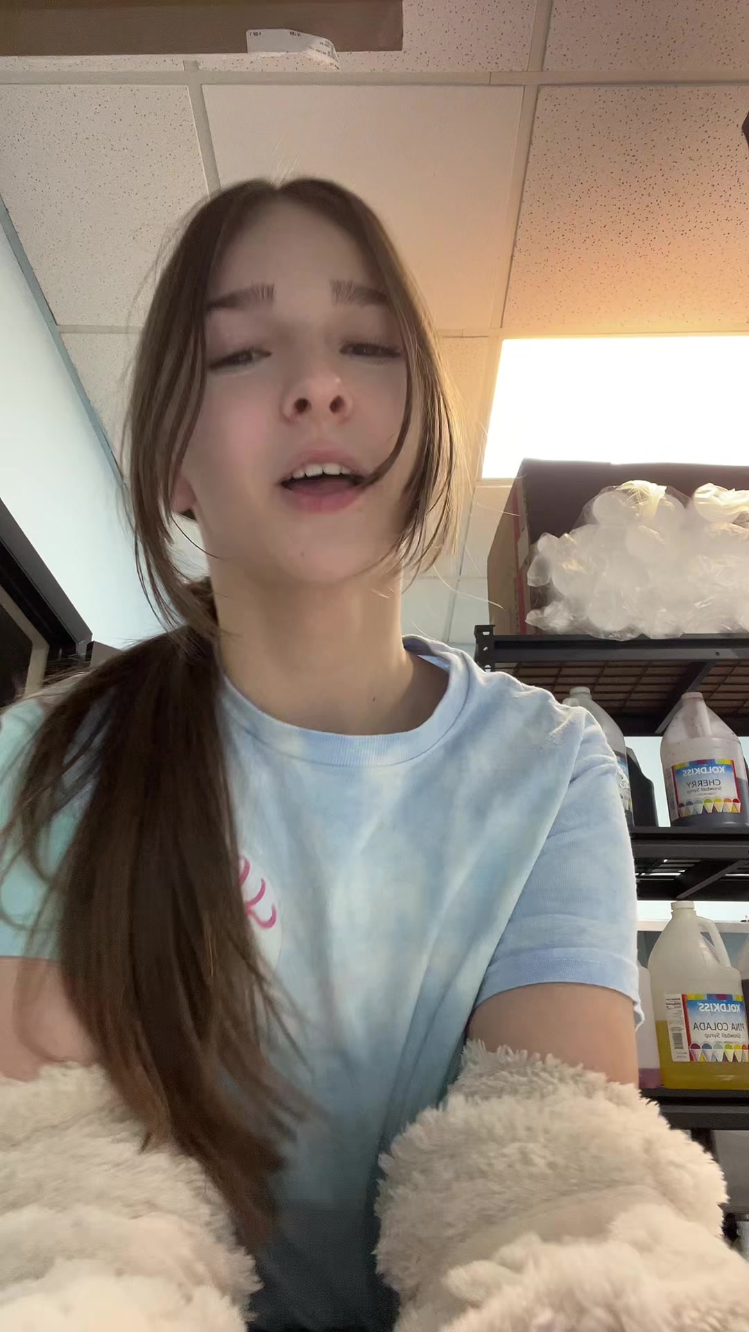 @️