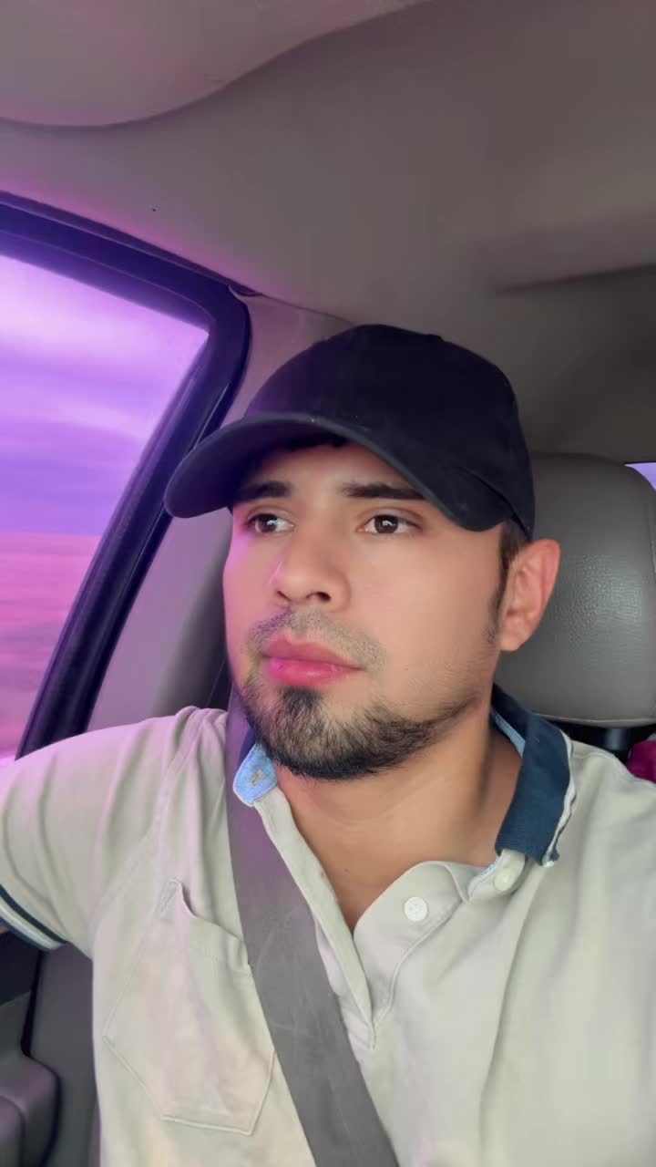 @Roberto