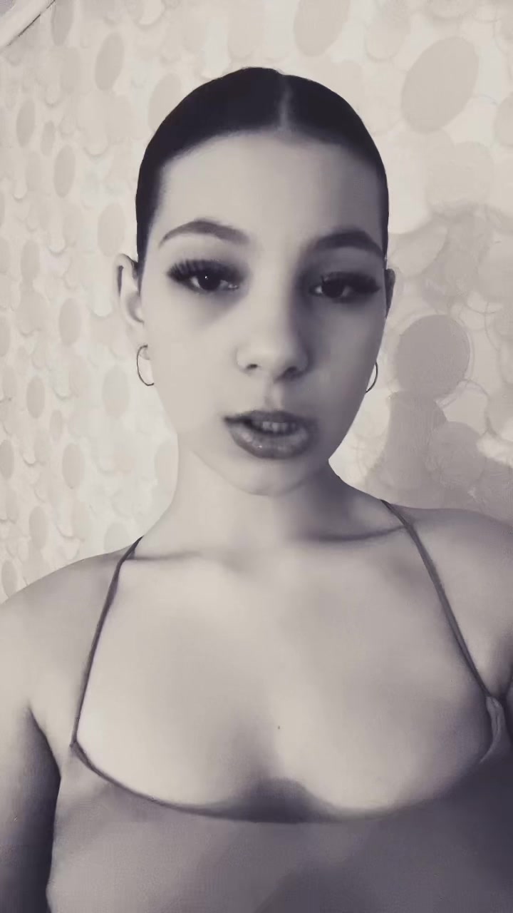 @віка мінйон